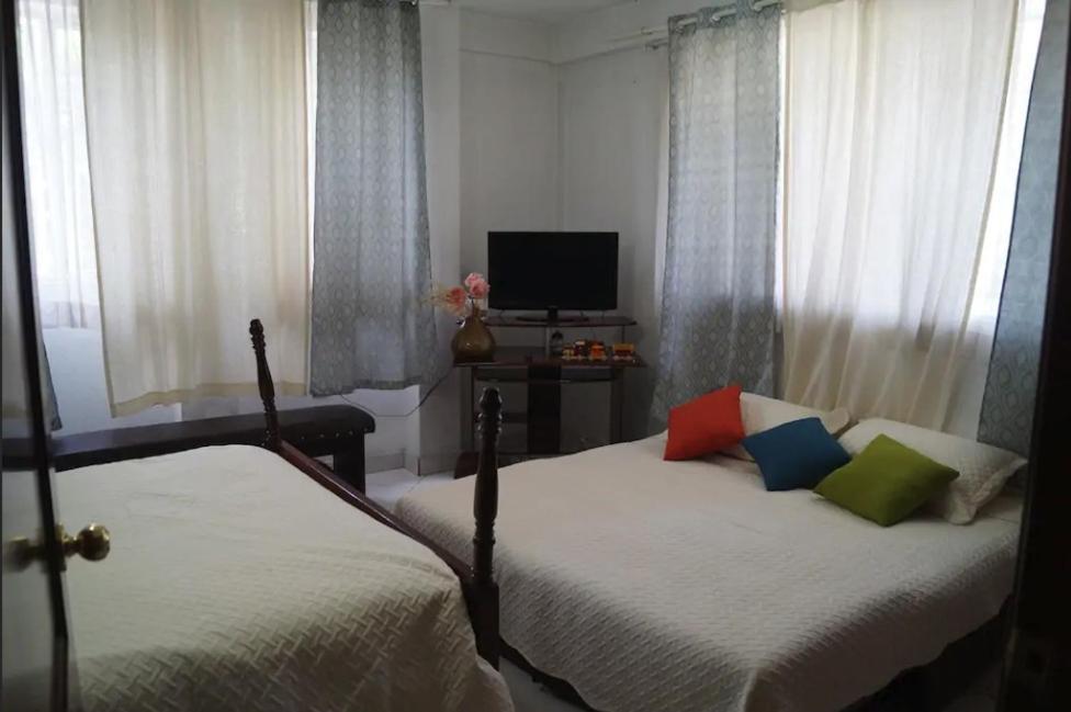 Apartamentos Comodos Cerca Del Aeropuerto グアテマラシティ エクステリア 写真