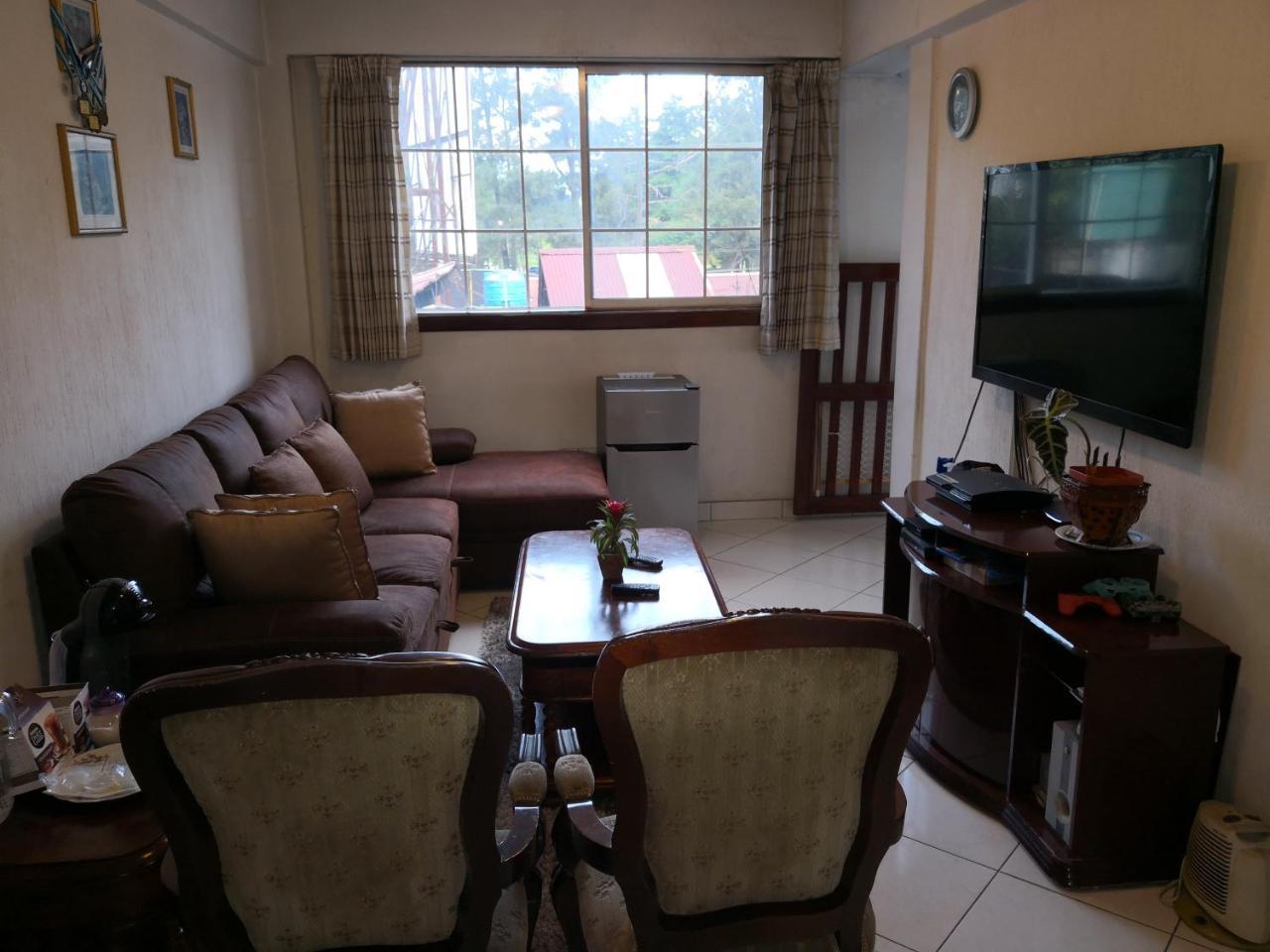 Apartamentos Comodos Cerca Del Aeropuerto グアテマラシティ エクステリア 写真