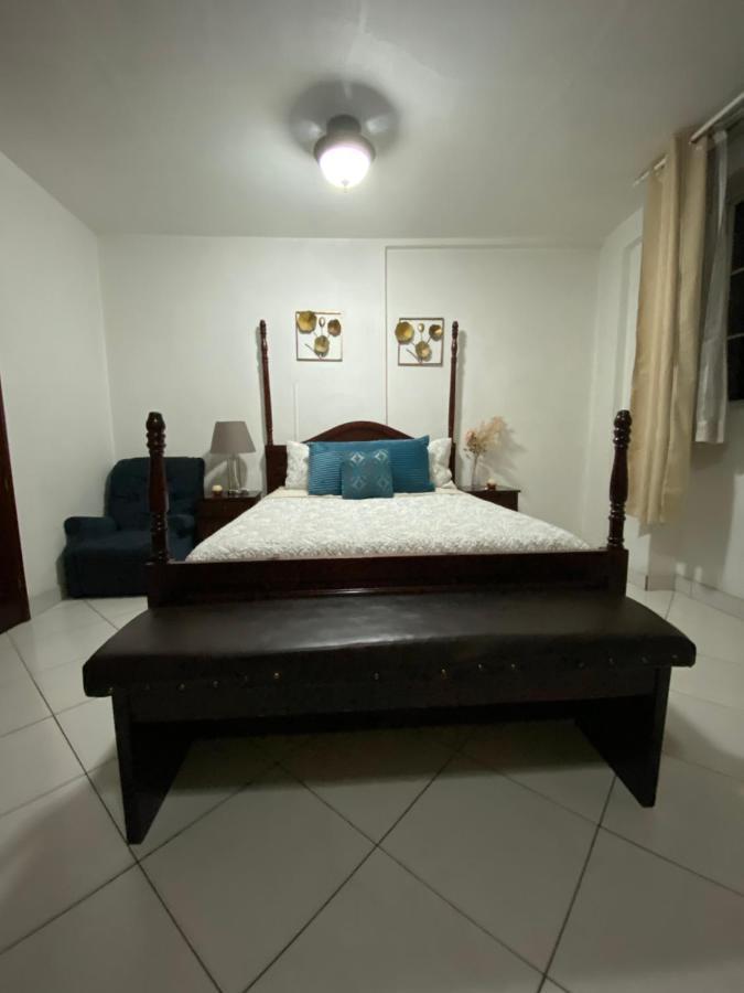 Apartamentos Comodos Cerca Del Aeropuerto グアテマラシティ エクステリア 写真